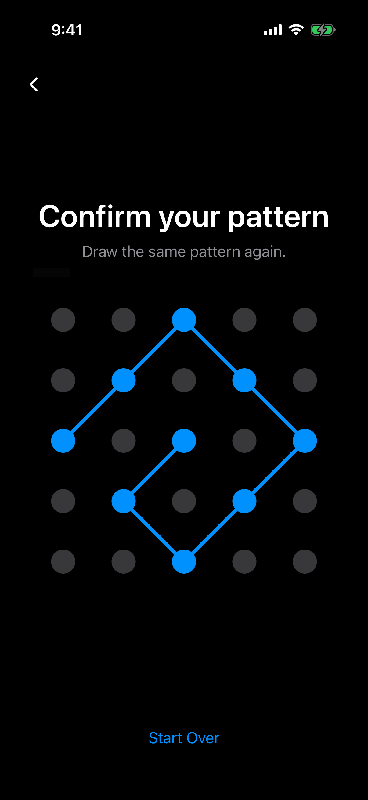 Weave Vault dark mode setup screen asking you to draw the new pattern again on a 5x5 grid