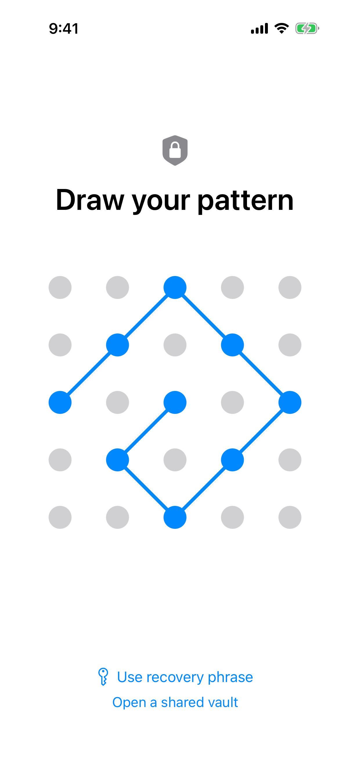 Weave Vault lock screen reading Draw your pattern, with a pattern traced across a 5x5 dot grid